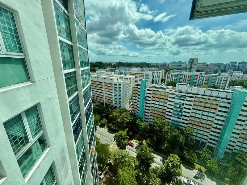 Hillview Regency, 26 Bukit Batok East Avenue 2, 3 Bedrooms, 1,119 sqft, Condominium For Sale, by Rosalind Teo, 500165750 - PropertyGuru.com.sg