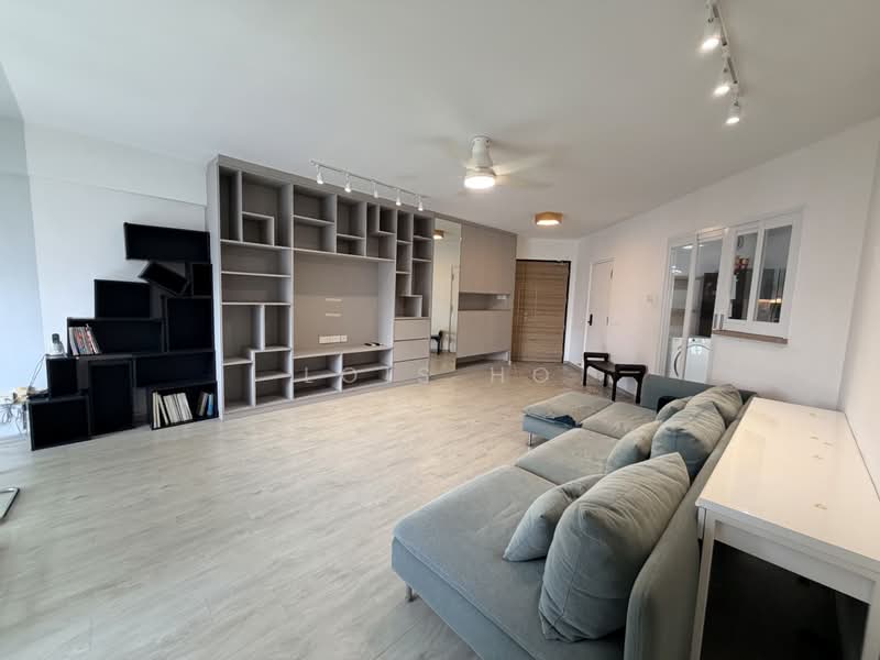 182 Jelebu Road, 182 Jelebu Road, 3 Bedrooms, 1,184 sqft, HDB Flat For Rent, by Lois Ho, 500165759 - Living Room - PropertyGuru.com.sg