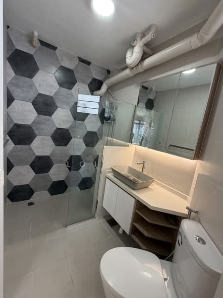 182 Jelebu Road, 182 Jelebu Road, 3 Bedrooms, 1,184 sqft, HDB Flat For Rent, by Lois Ho, 500165759 - Master Bathroom - PropertyGuru.com.sg