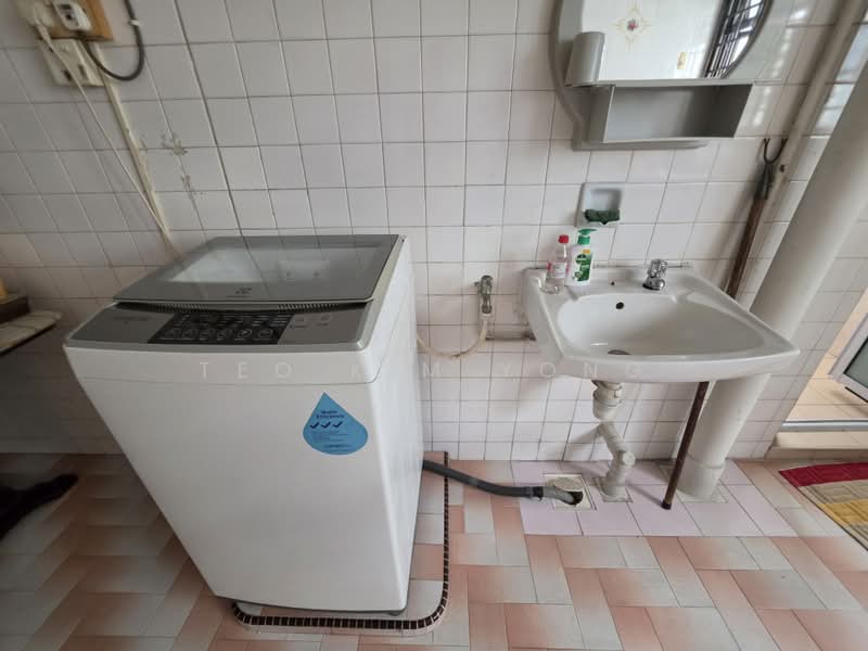 348 Ang Mo Kio Avenue 3, 348 Ang Mo Kio Avenue 3, Room Rental, 100 sqft, HDB Flat For Rent, by Teo Kim Yong, 500165781 - Interior - PropertyGuru.com.sg