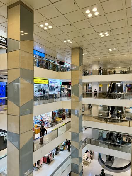 Peninsula Plaza, 111 North Bridge Road, 334 sqft, Other Retail For Sale, by Fanny Gunawan, 500165782 - CommercialGuru.com.sg