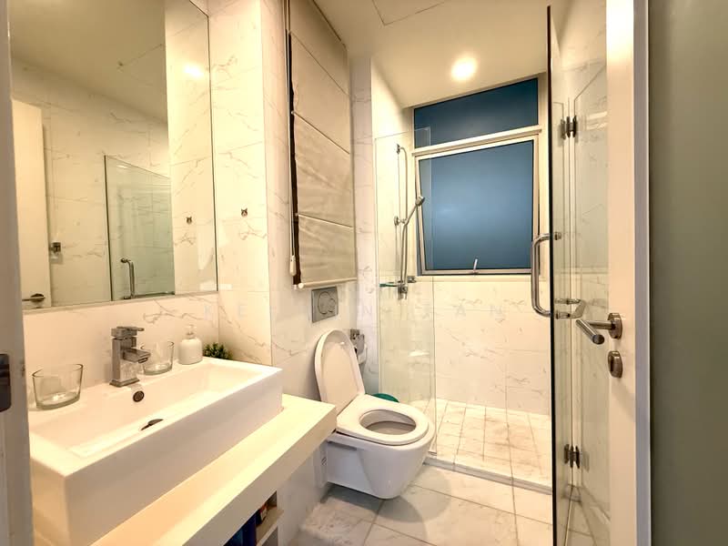 The Cascadia, 921 Bukit Timah Road, 1 Bedroom, 570 sqft, Condominium For Sale, by Kelvin Tan, 500165787 - Bathroom - PropertyGuru.com.sg