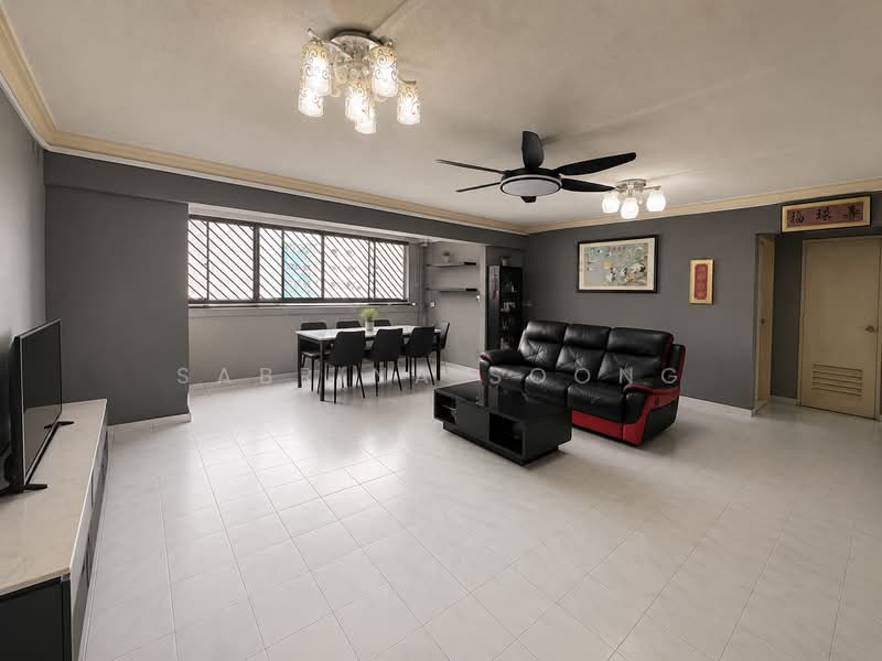 903 Jurong West Street 91, 903 Jurong West Street 91, 4 Bedrooms, 1,367 sqft, HDB Flat For Sale, by Sabrina Soong, 500165792 - Living Room - PropertyGuru.com.sg