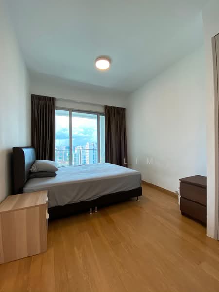 Eight Riversuites, 2 Whampoa East, 2 Bedrooms, 700 sqft, Condominium For Rent, by Luke Lim, 500165795 - Bedroom - PropertyGuru.com.sg