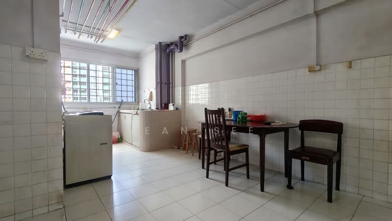 321 Yishun Central, 321 Yishun Central, 2 Bedrooms, 764 sqft, HDB Flat For Sale, by Sean See, 500165817 - PropertyGuru.com.sg
