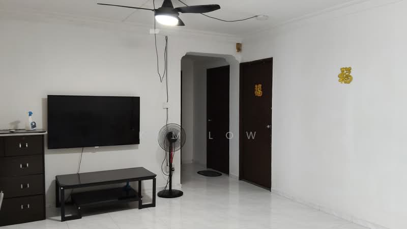 612 Woodlands Avenue 4, 612 Woodlands Avenue 4, 3 Bedrooms, 1,087 sqft, HDB Flat For Sale, by Kim Low, 500165822 - Living Room - PropertyGuru.com.sg
