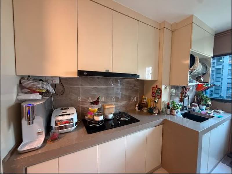 619 Bedok Reservoir Road, 619 Bedok Reservoir Road, 2 Bedrooms, 882 sqft, HDB Flat For Sale, by Rama Mu, 500165823 - Kitchen - PropertyGuru.com.sg