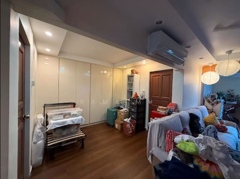 619 Bedok Reservoir Road, 619 Bedok Reservoir Road, 2 Bedrooms, 882 sqft, HDB Flat For Sale, by Rama Mu, 500165823 - Living Room - PropertyGuru.com.sg