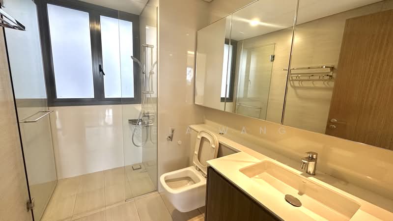 Lakeville, 7 jurong lake link, 3 Bedrooms, 1,109 sqft, Condominium For Rent, by Angela Wang, 500165824 - Bathroom - PropertyGuru.com.sg