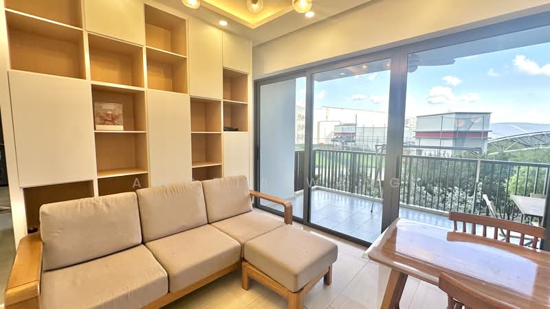 Lakeville, 7 jurong lake link, 3 Bedrooms, 1,109 sqft, Condominium For Rent, by Angela Wang, 500165824 - Living Room - PropertyGuru.com.sg