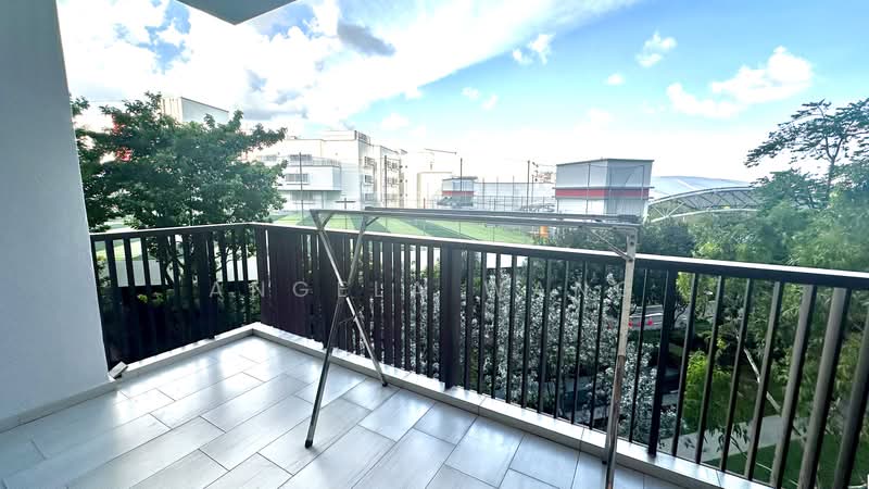 Lakeville, 7 jurong lake link, 3 Bedrooms, 1,109 sqft, Condominium For Rent, by Angela Wang, 500165824 - Balcony - PropertyGuru.com.sg