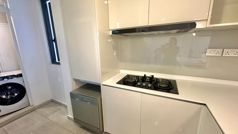 Lakeville, 7 jurong lake link, 3 Bedrooms, 1,109 sqft, Condominium For Rent, by Angela Wang, 500165824 - Kitchen - PropertyGuru.com.sg