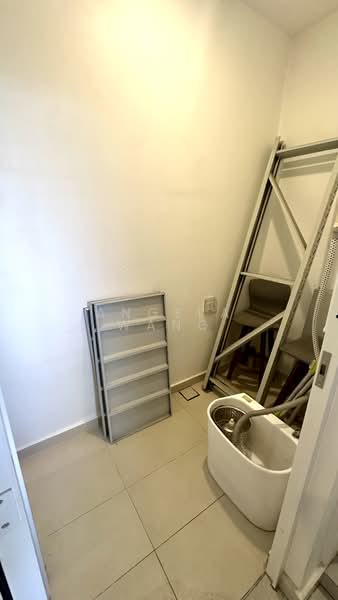 Lakeville, 7 jurong lake link, 3 Bedrooms, 1,109 sqft, Condominium For Rent, by Angela Wang, 500165824 - Interior - PropertyGuru.com.sg