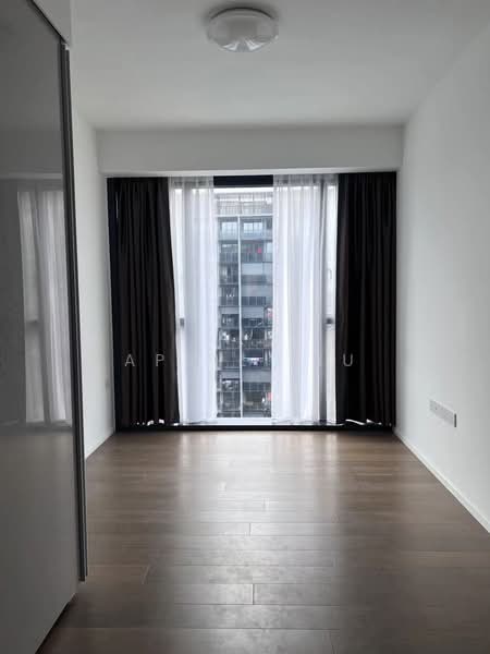 Parc Esta, 904 Sims Avenue, 2 Bedrooms, 840 sqft, Condominium For Sale, by April Liu, 500165825 - Master room - PropertyGuru.com.sg