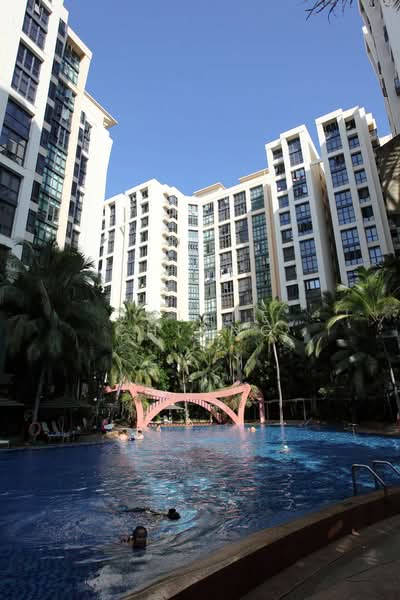 East Meadows, 30 Tanah Merah Kechil Road, 3 Bedrooms, 1,238 sqft, Condominium For Sale, by Jolene Chiang, 500165830 - Swimming Pool - PropertyGuru.com.sg
