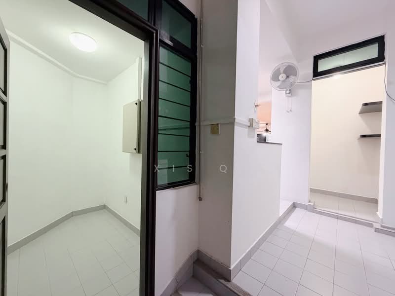 The Morningside, 1 Jalan Kuala, 3 Bedrooms, 1,302 sqft, Condominium For Sale, by Alexis Quek, 500165838 - Utility Room, Store & Yard - PropertyGuru.com.sg