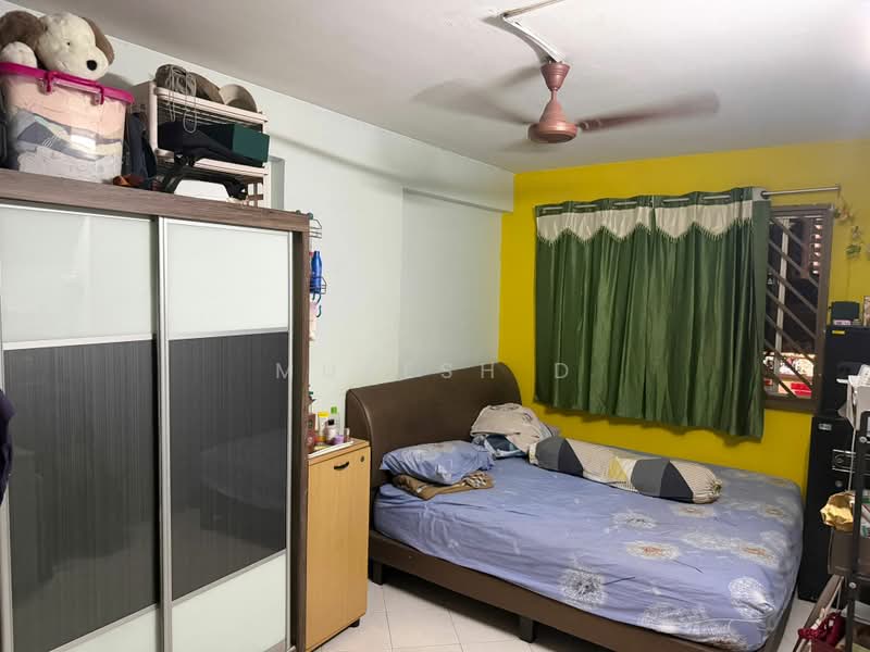953 Jurong West Street 91, 953 Jurong West Street 91, 3 Bedrooms, 1,100 sqft, HDB Flat For Sale, by Mukesh D, 500165850 - Bedroom - PropertyGuru.com.sg