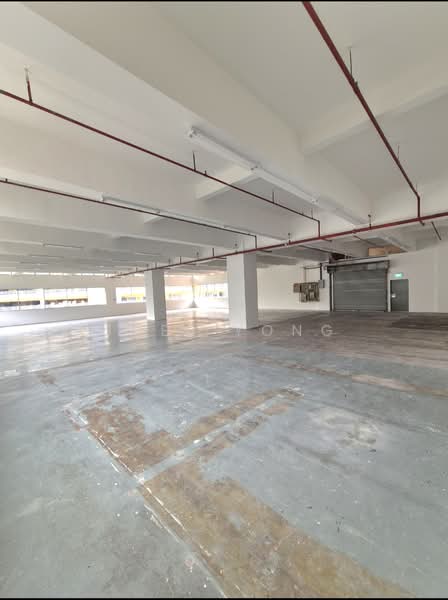 3 phase 100 amps; unit beside 2 goods lifts!, macpherson vicinity!, 5,081 sqft, Light Industrial (B1) For Rent, by Joel Yong, 500165853 - CommercialGuru.com.sg