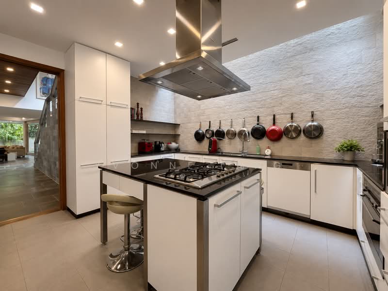 ❤️ Designer Bungalow Near Botanic Gardens ❤️ Elevated, 1KM SCGS ❤️, Berrima, Camborne, Harlyn, Trevose, 5 Bedrooms, 6,000 sqft, Bungalow House For Sale, by Yvonne Tang, 500165857 - Kitchen - PropertyGuru.com.sg
