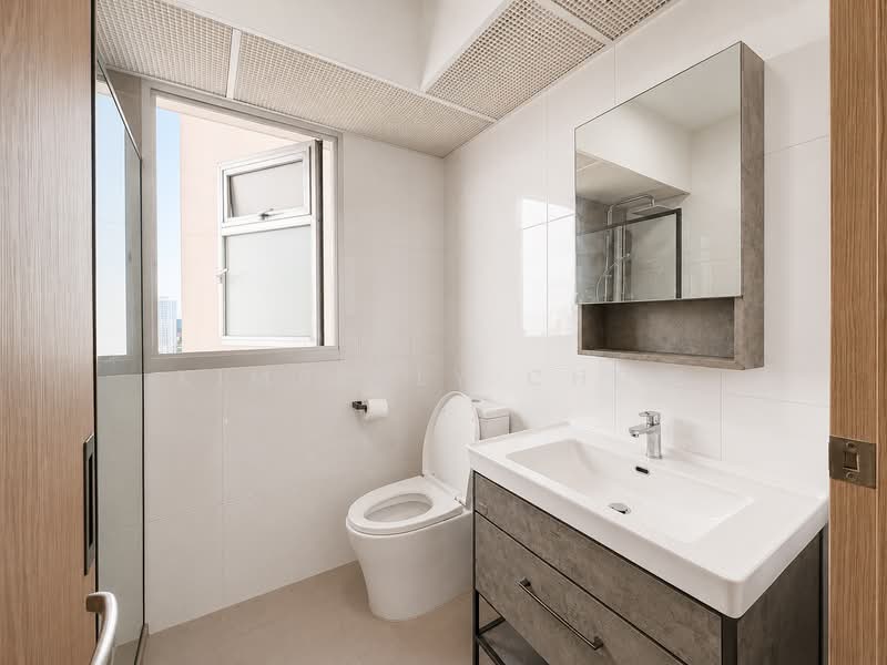 228B Ang Mo Kio Street 23, 228B Ang Mo Kio Street 23, 3 Bedrooms, 1,216 sqft, HDB Flat For Sale, by Kimberly Chow, 500165858 - Bathroom - PropertyGuru.com.sg