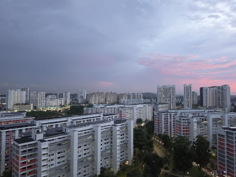228B Ang Mo Kio Street 23, 228B Ang Mo Kio Street 23, 3 Bedrooms, 1,216 sqft, HDB Flat For Sale, by Kimberly Chow, 500165858 - Exterior - PropertyGuru.com.sg