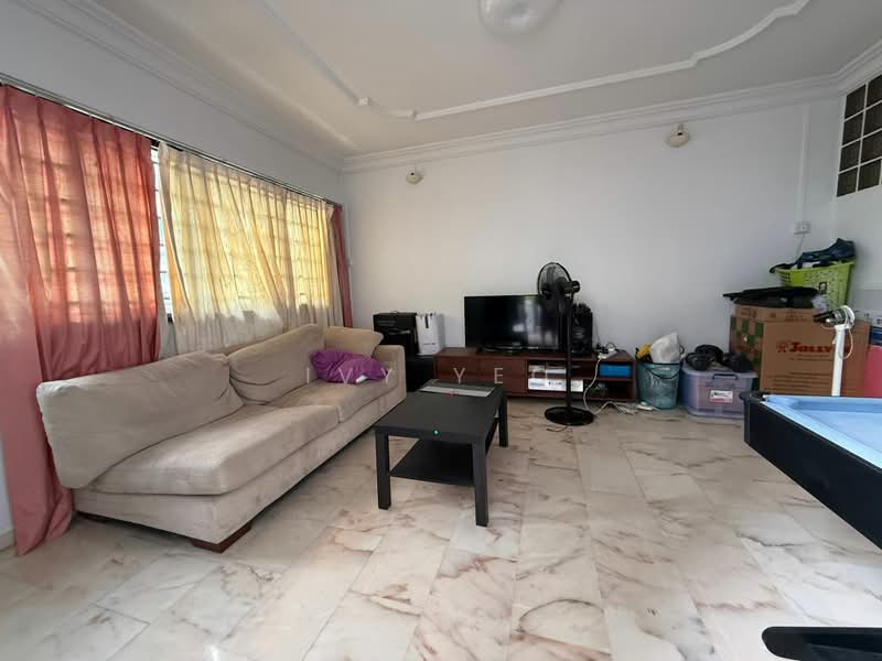 204 Choa Chu Kang Avenue 1, 204 Choa Chu Kang Avenue 1, 4 Bedrooms, 1,571 sqft, HDB Flat For Sale, by Ivy Yeo, 500165867 - Living Room - PropertyGuru.com.sg
