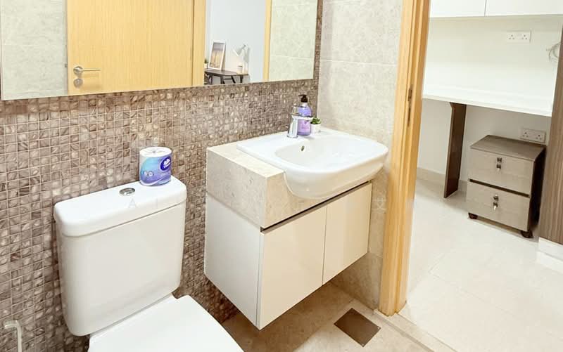 La Fiesta, 54 Sengkang Square, Studio, 250 sqft, Condominium For Rent, by Aina Lie 李艾娜, 500165872 - Bathroom - PropertyGuru.com.sg