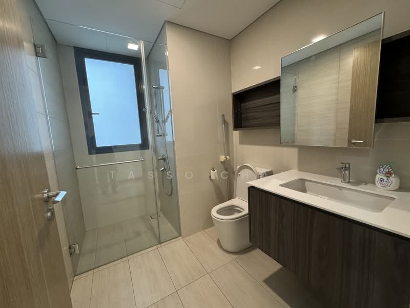 Lakeville, 7 jurong lake link, 4 Bedrooms, 1,302 sqft, Condominium For Rent, by Tasso Chan, 500165879 - Bathroom - PropertyGuru.com.sg