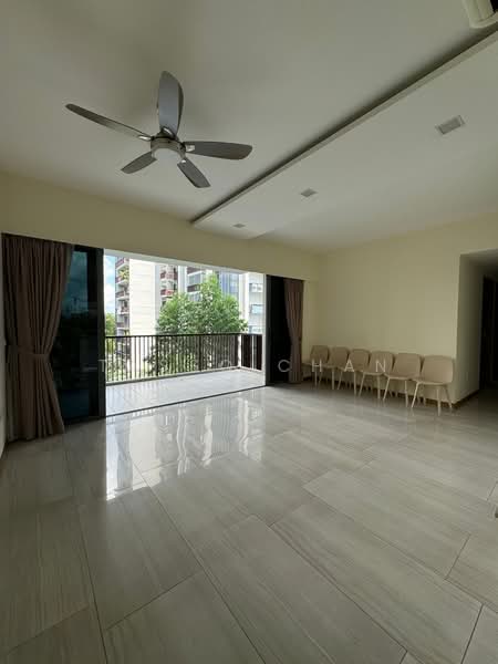 Lakeville, 7 jurong lake link, 4 Bedrooms, 1,302 sqft, Condominium For Rent, by Tasso Chan, 500165879 - Living room - PropertyGuru.com.sg