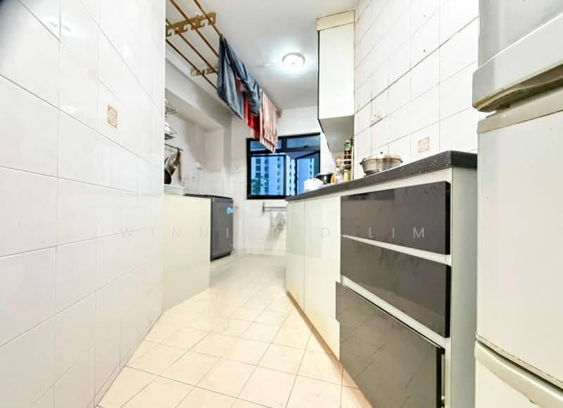 158B Rivervale Crescent, 158B Rivervale Crescent, 3 Bedrooms, 1,184 sqft, HDB Flat For Sale, by Winnifred Lim, 500165882 - Kitchen - PropertyGuru.com.sg
