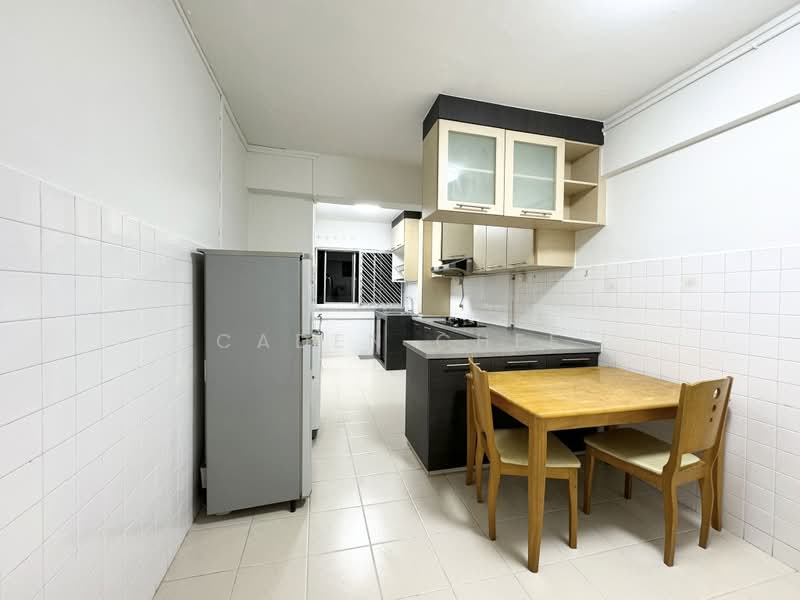 269 Tampines Street 21, 269 Tampines Street 21, 2 Bedrooms, 850 sqft, HDB Flat For Sale, by Caden Chee, 500165884 - Kitchen - PropertyGuru.com.sg