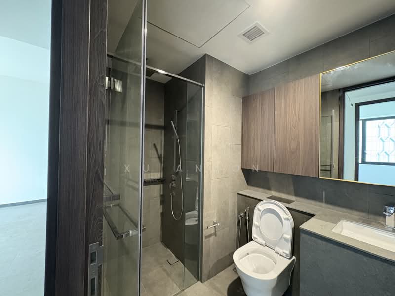 Midtown Modern, 18 Tan Quee Lan Street, 3 Bedrooms, 904 sqft, Condominium For Rent, by XU ANSON, 500165886 - Bathroom - PropertyGuru.com.sg