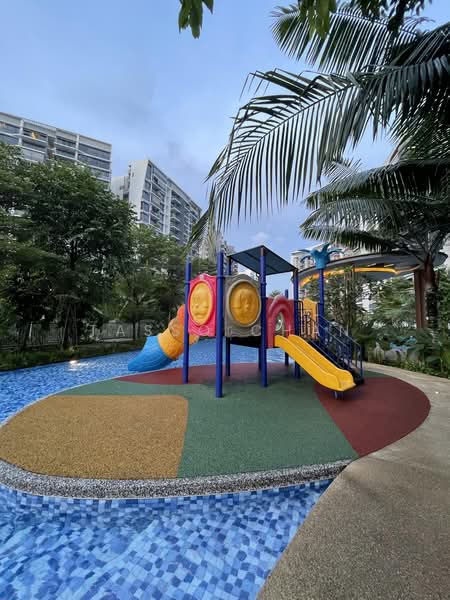 Kingsford Waterbay, 84 Upper Serangoon View, 2 Bedrooms, 614 sqft, Condominium For Rent, by Tasso Chan, 500165890 - Exterior - PropertyGuru.com.sg