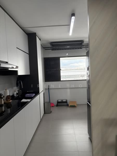 853 Tampines Street 83, 853 Tampines Street 83, 2 Bedrooms, 796 sqft, HDB Flat For Sale, by Irene Ho, 500165895 - Kitchen - PropertyGuru.com.sg