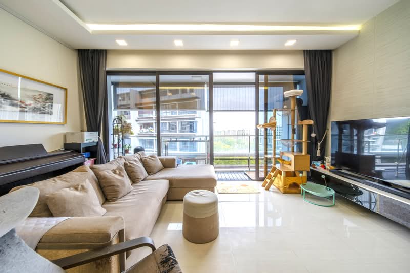 D'Nest, 145 Pasir Ris Grove, 4 Bedrooms, 1,410 sqft, Condominium For Sale, by Irwin Hafiz, 500165910 - Living Room - PropertyGuru.com.sg
