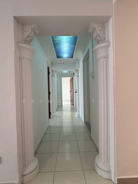 682D Woodlands Drive 73, 682D Woodlands Drive 73, 3 Bedrooms, 1,087 sqft, HDB Flat For Rent, by Raymond Tan, 500165911 - Corridor - PropertyGuru.com.sg