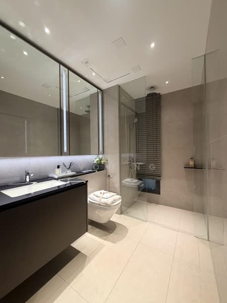 One Marina Gardens, 3 Marina Gardens Lane, 3 Bedrooms, 1,173 sqft, Apartment For Sale, by Evon Ng, 500165914 - Master Bathroom - PropertyGuru.com.sg