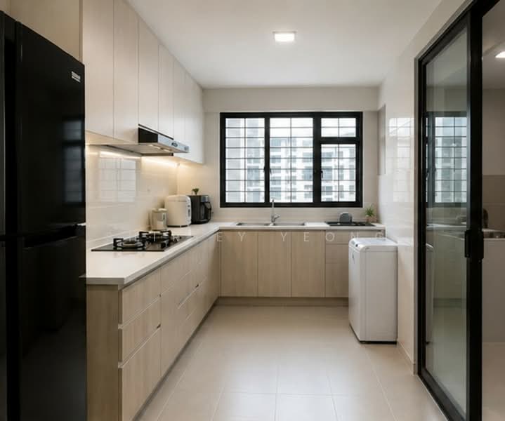 623 Jurong West Street 61, 623 Jurong West Street 61, 3 Bedrooms, 1,205 sqft, HDB Flat For Sale, by Shirley Yeong, 500165924 - Kitchen - PropertyGuru.com.sg