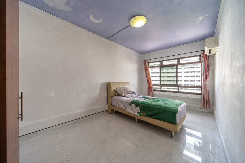 623 Jurong West Street 61, 623 Jurong West Street 61, 3 Bedrooms, 1,205 sqft, HDB Flat For Sale, by Shirley Yeong, 500165924 - Bedroom - PropertyGuru.com.sg