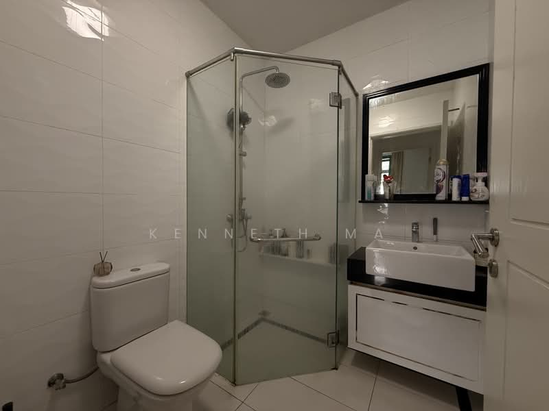 The Quinn, 9 Bartley Road, Room Rental, 130 sqft, Apartment For Rent, by Kenneth Ma, 500165930 - Bathroom - PropertyGuru.com.sg