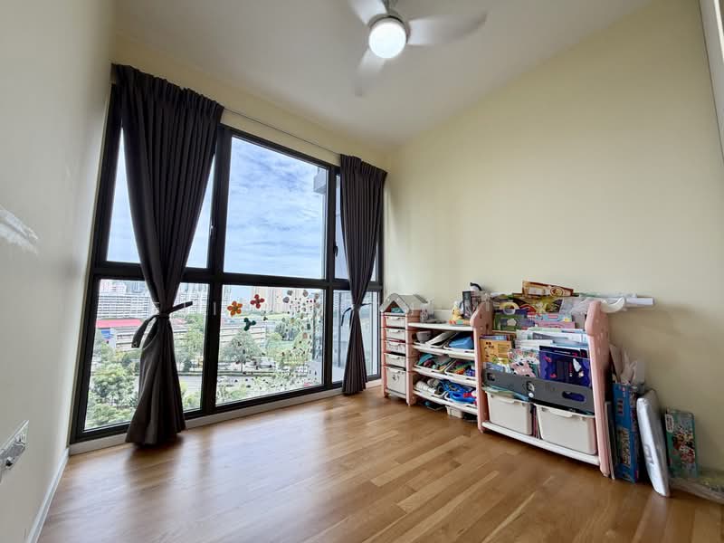Clavon, 6 Clementi Avenue 1, 4 Bedrooms, 1,582 sqft, Condominium For Sale, by Elizabeth Mok, 500165931 - Common bedroom - PropertyGuru.com.sg