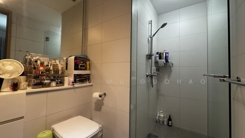 Ripple Bay, 4 Pasir Ris Link, 2 Bedrooms, 786 sqft, Condominium For Sale, by Daniel Wu Guohao, 500165945 - Bathroom - PropertyGuru.com.sg