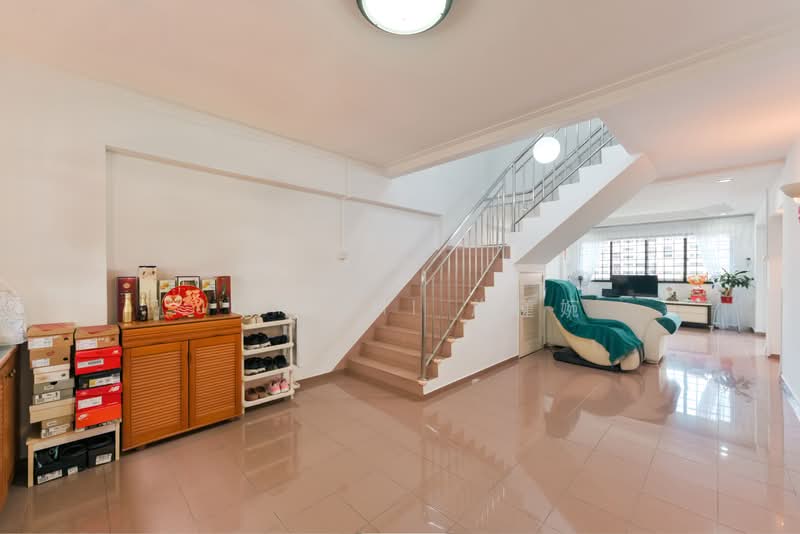 449 Hougang Avenue 10, 449 Hougang Avenue 10, 3 Bedrooms, 1,572 sqft, HDB Flat For Sale, by Joy Shi 施谨婉, 500165952 - Living Room - PropertyGuru.com.sg