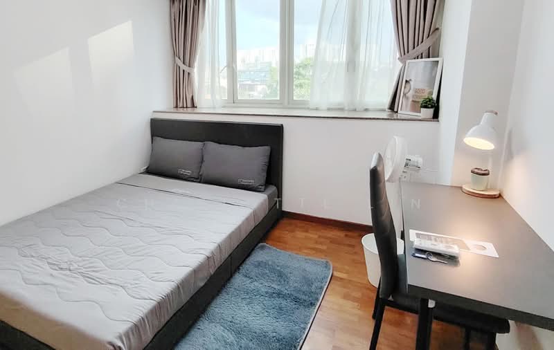 Queens, 10 Stirling Road, Room Rental, 100 sqft, Condominium For Rent, by Charlotte Lin, 500165958 - Room 5 - PropertyGuru.com.sg
