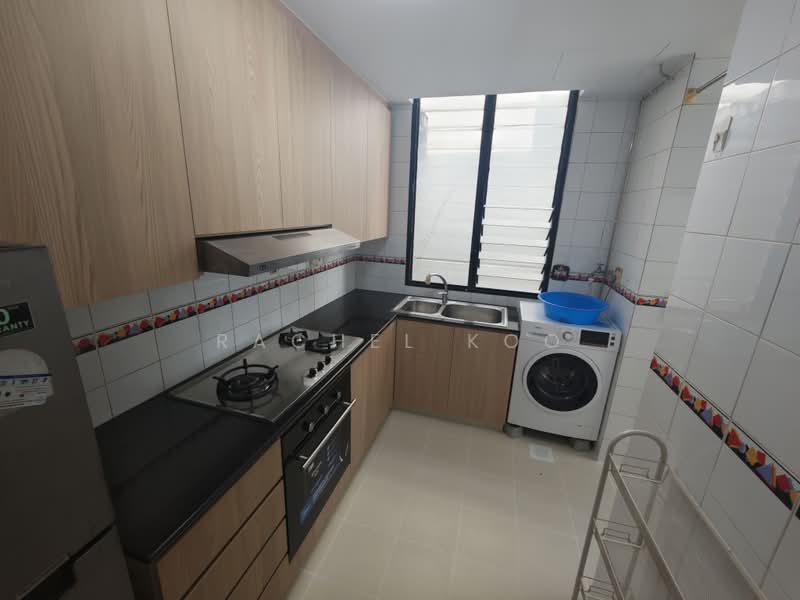 Euro-Asia Park, 25 Woodleigh Close, 2 Bedrooms, 764 sqft, Condominium For Rent, by Rachel Koo, 500165959 - Kitchen - PropertyGuru.com.sg