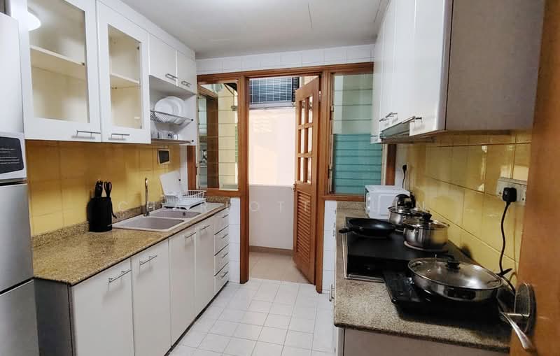 Queens, 10 Stirling Road, Room Rental, 200 sqft, Condominium For Rent, by Charlotte Lin, 500165960 - Kitchen - PropertyGuru.com.sg