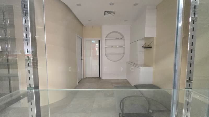 Fully Fitted Renovated Medical Clinic TCM Physiotherapy GP Beauty Spa Facial Eyebrow, Chinatown / Tanjong Pagar, 508 sqft, Medical For Rent, by Celine Koh, 500165961 - Interior - CommercialGuru.com.sg