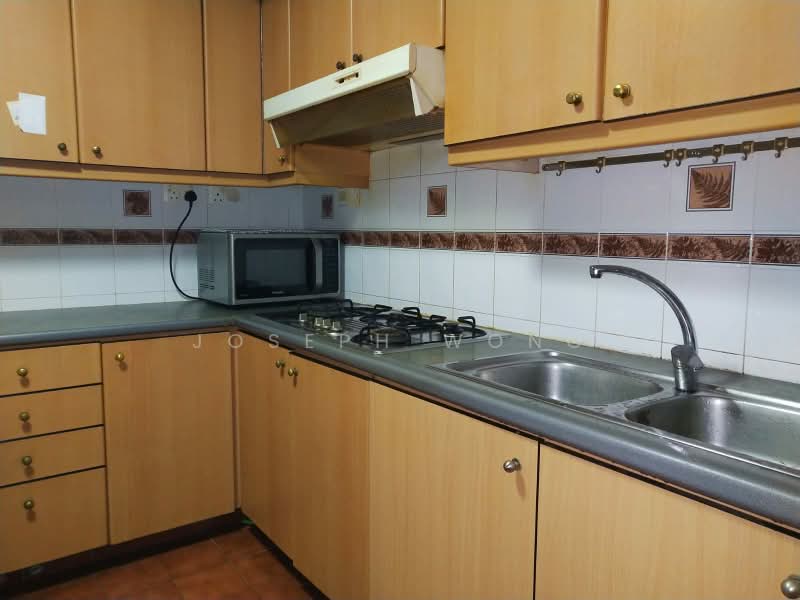Melville Park, 24 Simei Street 1, 3 Bedrooms, 1,044 sqft, Apartment For Rent, by Joseph Wong, 500165966 - Kitchen - PropertyGuru.com.sg