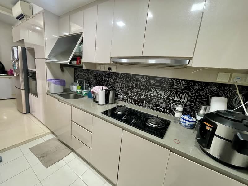 La Casa, 64 Woodlands Drive 16, 3 Bedrooms, 1,259 sqft, Condominium For Sale, by Ashcvin Mani, 500165975 - Kitchen - PropertyGuru.com.sg