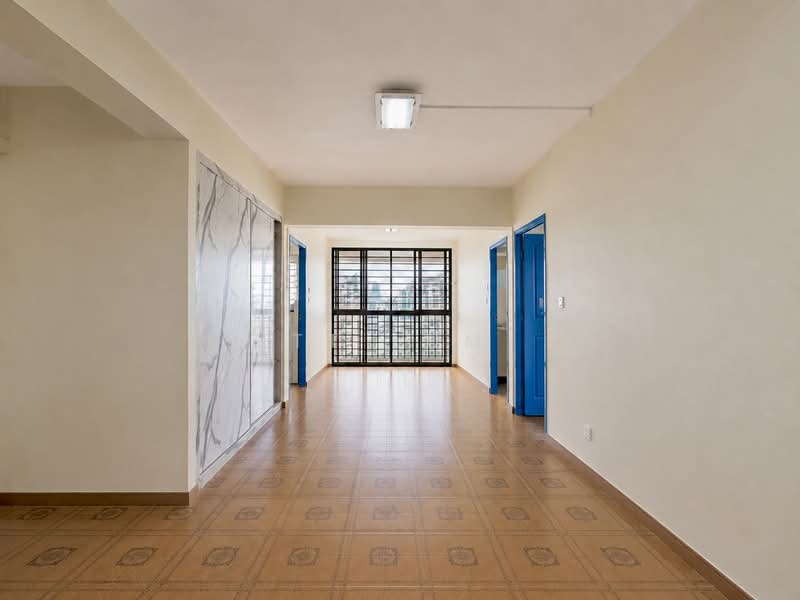 37 Telok Blangah Rise, 37 Telok Blangah Rise, 3 Bedrooms, 1,259 sqft, HDB Flat For Sale, by TT Lum, 500165991 - Corridor - PropertyGuru.com.sg